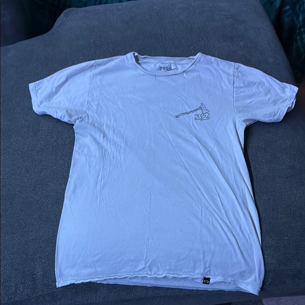 ThirtyTwo White Shirt Small